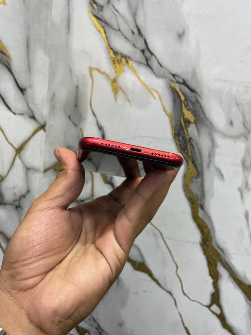 Apple iPhone 11 5