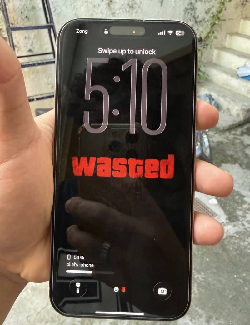 Apple iPhone 16 Pro Max 1