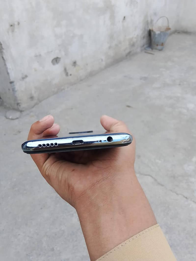 Infinix Note 7 4