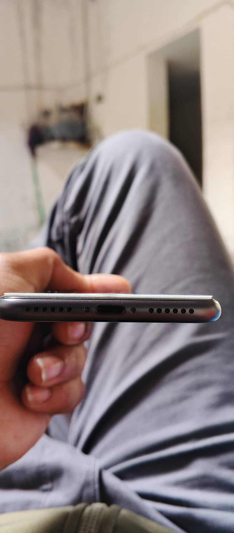Apple iPhone 8 3