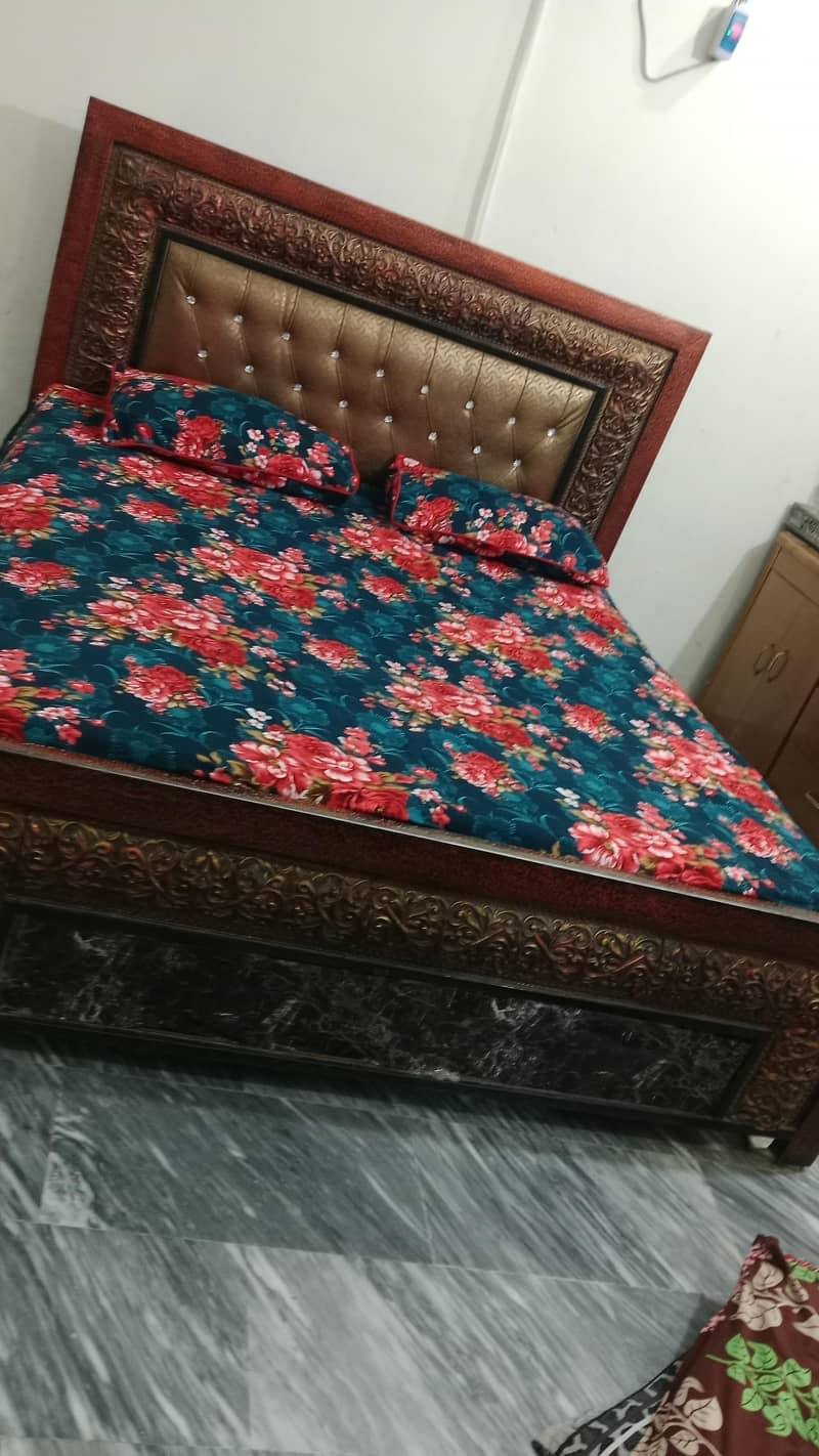 king bed 3