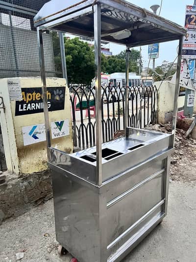 Premium fries counter Pure SS material or Sara Saman mojod hy counter
