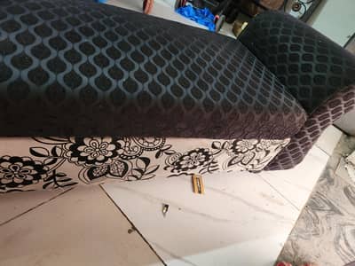 Single Sofa In New Condition