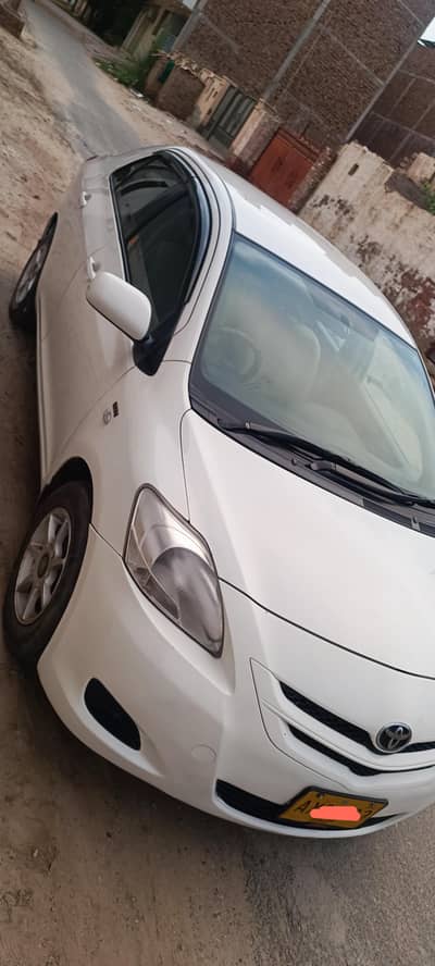 Toyota Belta 2012