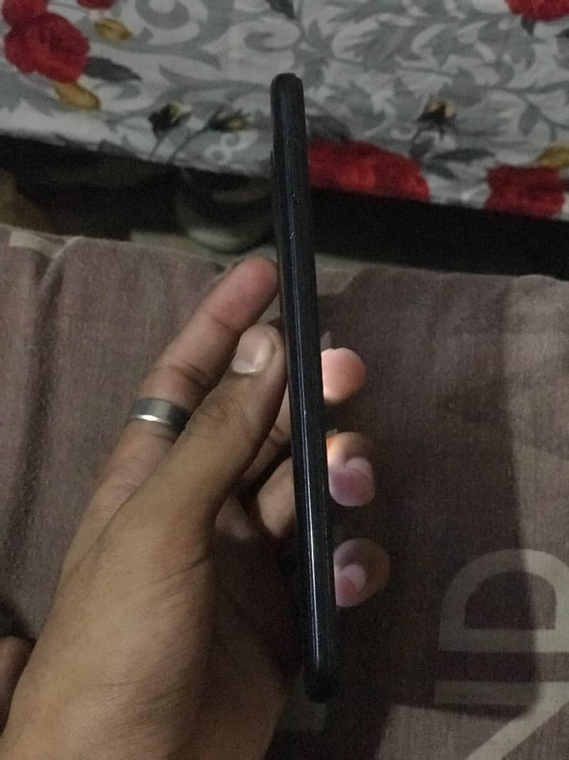 Tecno Pova 4