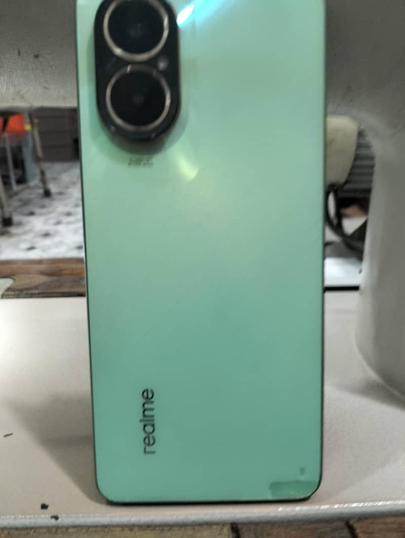 Realme C67 1