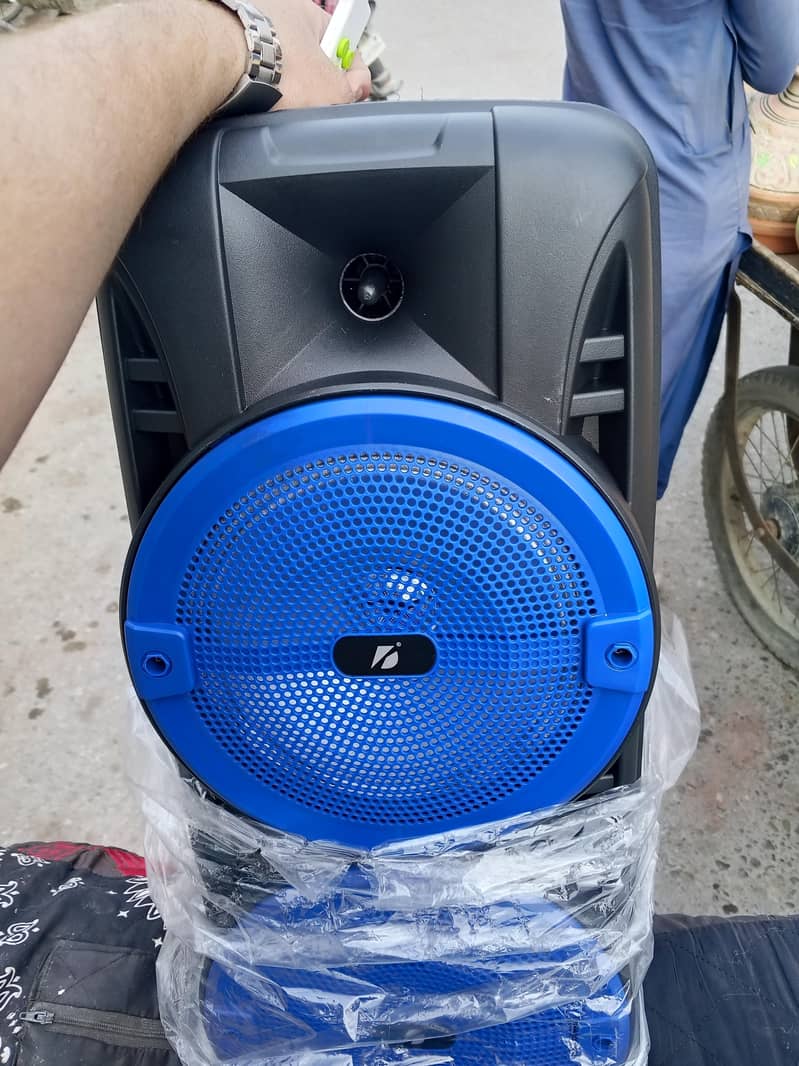 Audionic wireless Bluetooth speaker with Mic 1