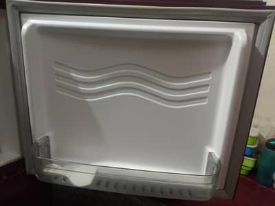 I whant to sell my used refrigerator.