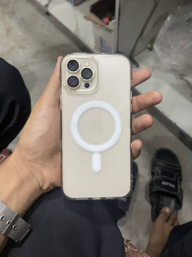 Apple iPhone 12 Pro Max 3