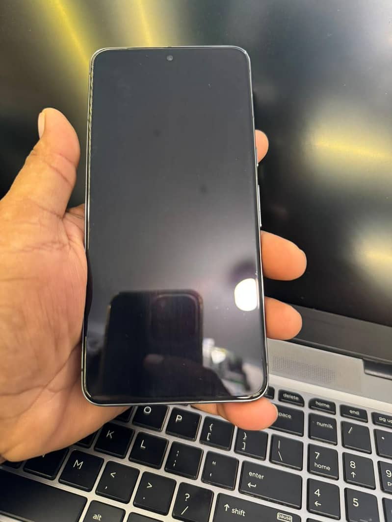 Google Pixel 8 Pro 2