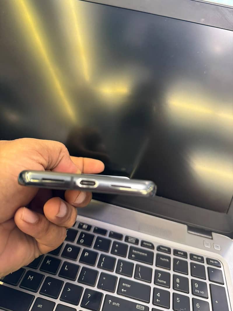 Google Pixel 8 Pro 4