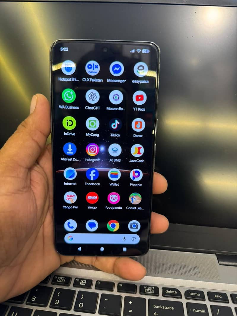Google Pixel 8 Pro 7