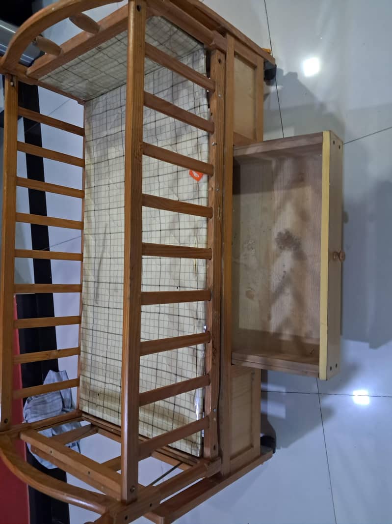 babay cot good condition 1
