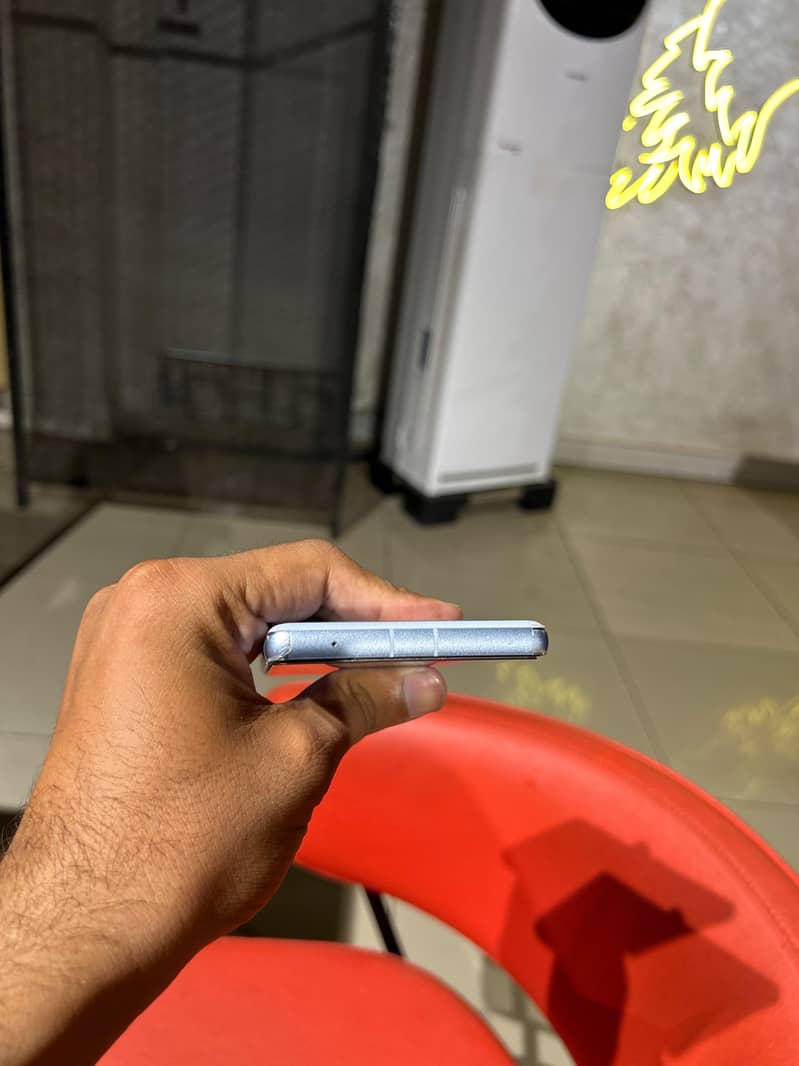 Google Pixel 7a 3