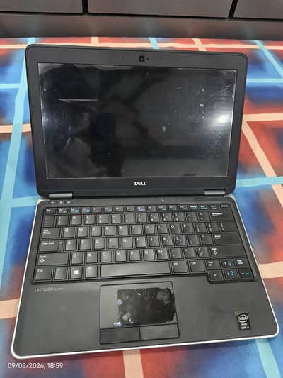 Dell E7240 | 8GB DDR4 Ram | 256GB SSD Rom | i7 4th gen