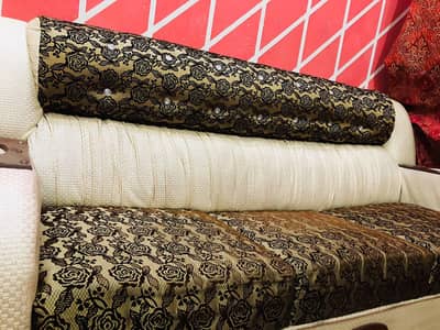 sofa set for sale in used condition contact 03060497850