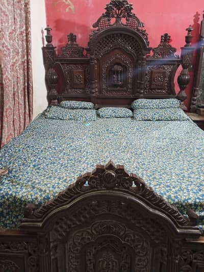 CHINIOT BEDROOM SET