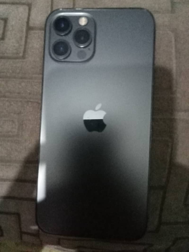 Apple iPhone 12 Pro 1