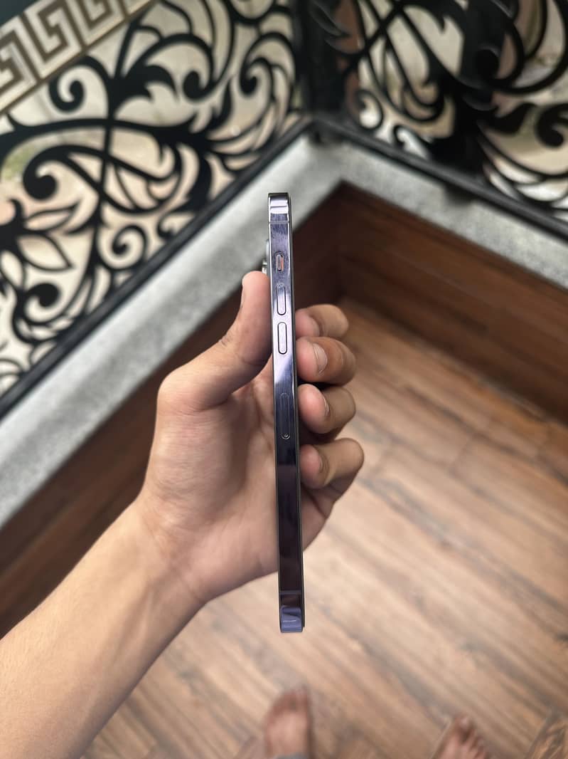 Apple iPhone 14 Pro Max 3