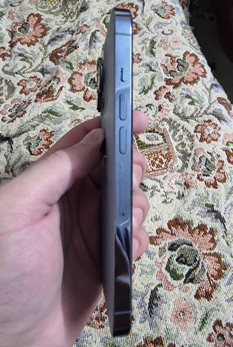 Apple iPhone 13 Pro 5