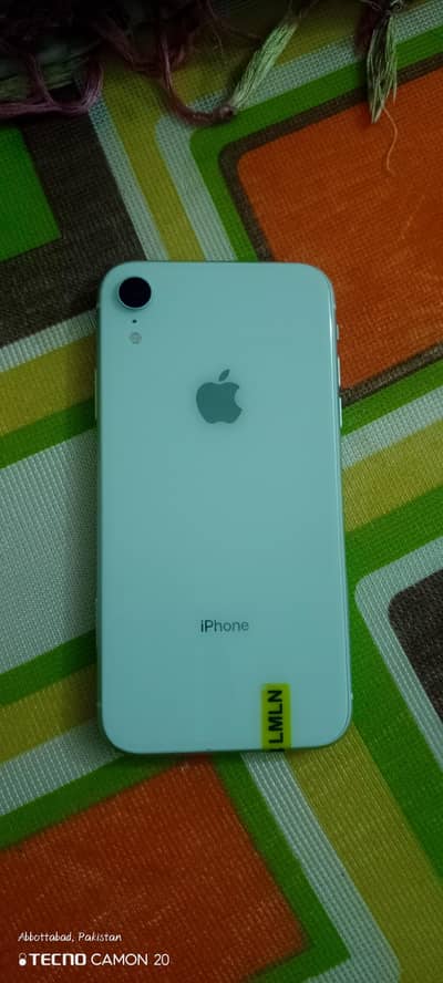 Apple iPhone XR