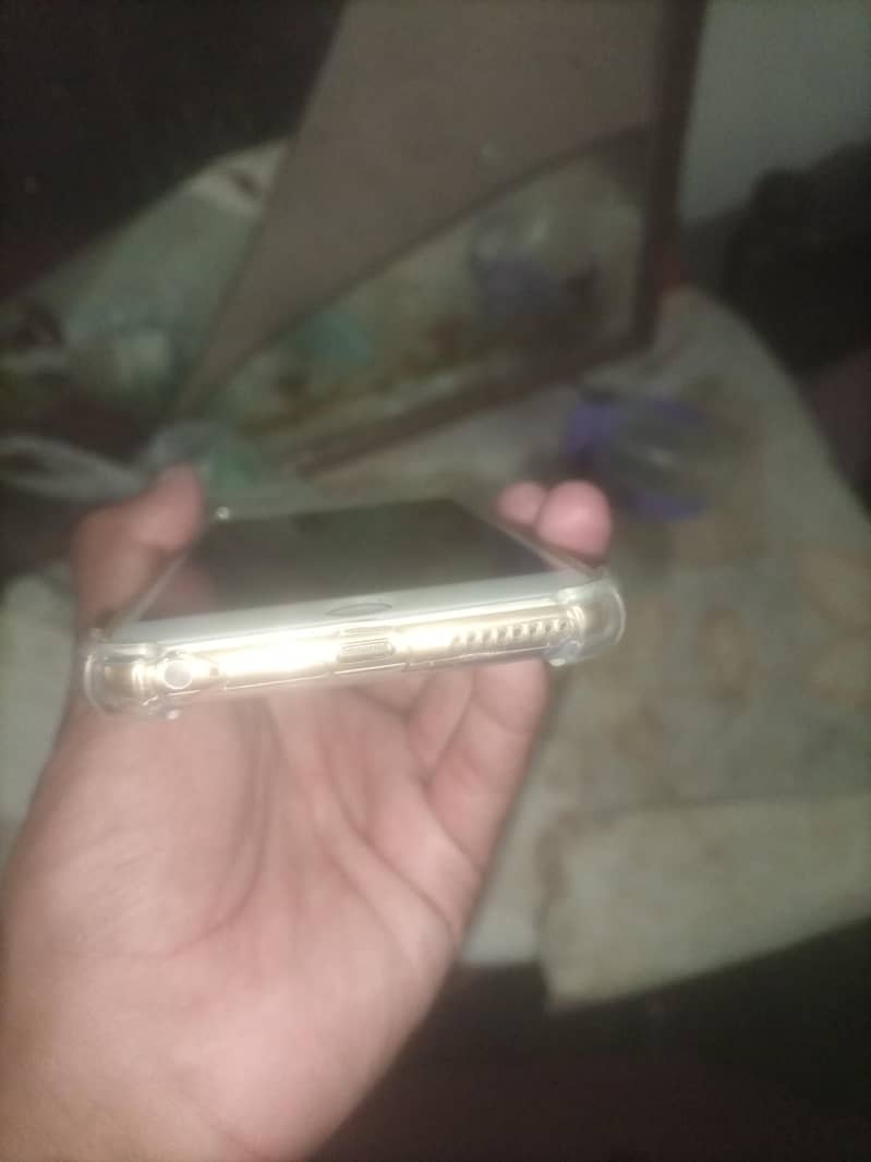 Apple iPhone 6 Plus 2