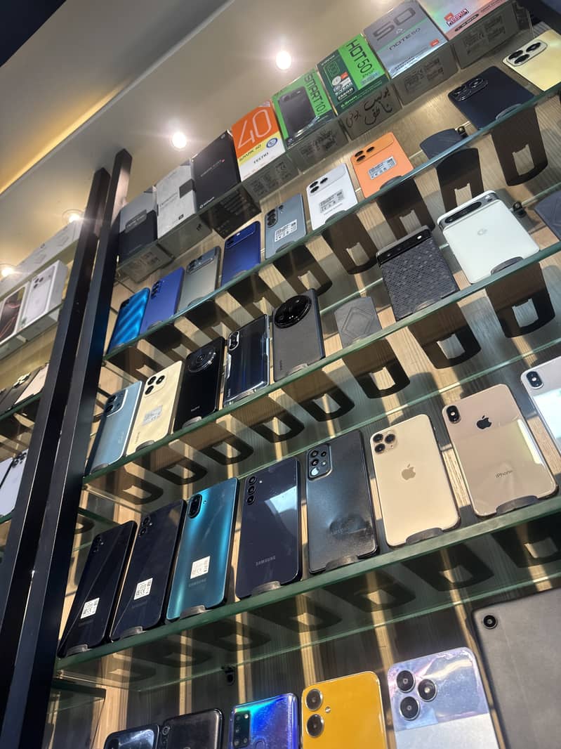 Apple iPhone 17 Pro Max 1