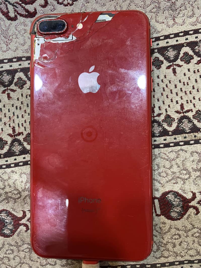 Apple iPhone 8 Plus 1
