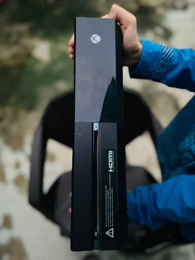 Xbox One 500GB Original | Box | Controller | 3 Games | Complete Setup