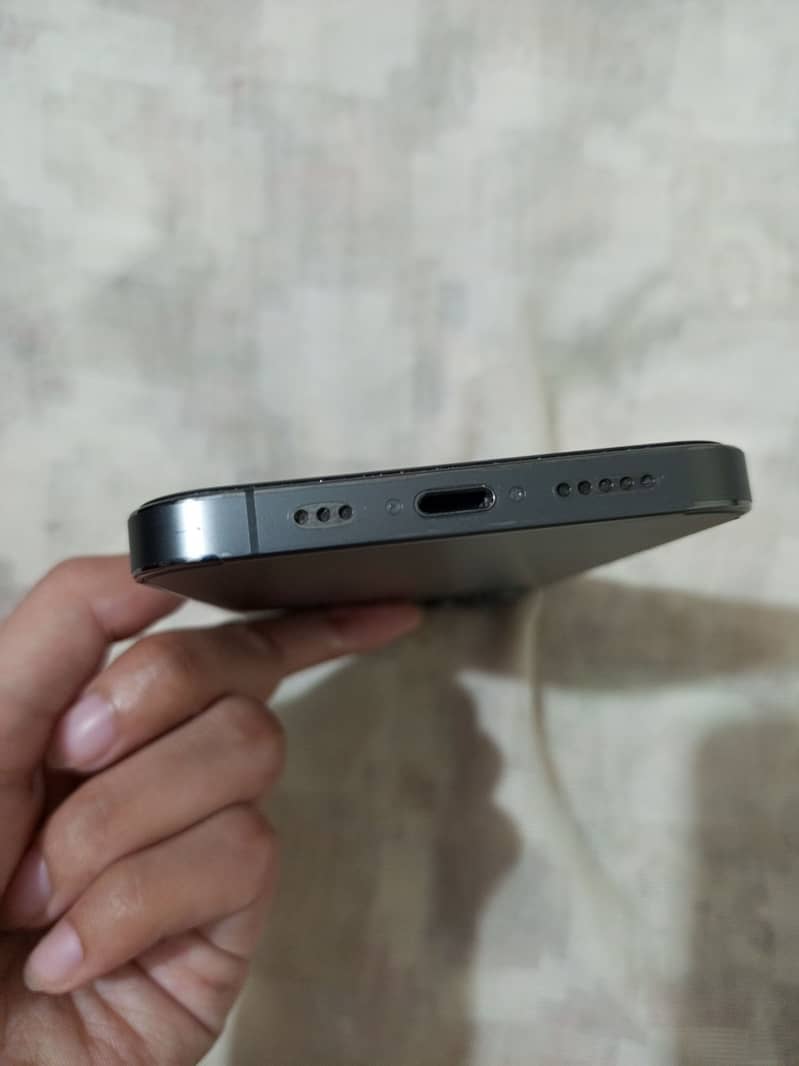 Apple iPhone 12 Pro 4