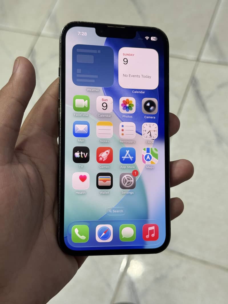 Apple iPhone 13 Pro 2