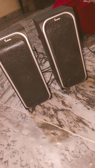 speakers