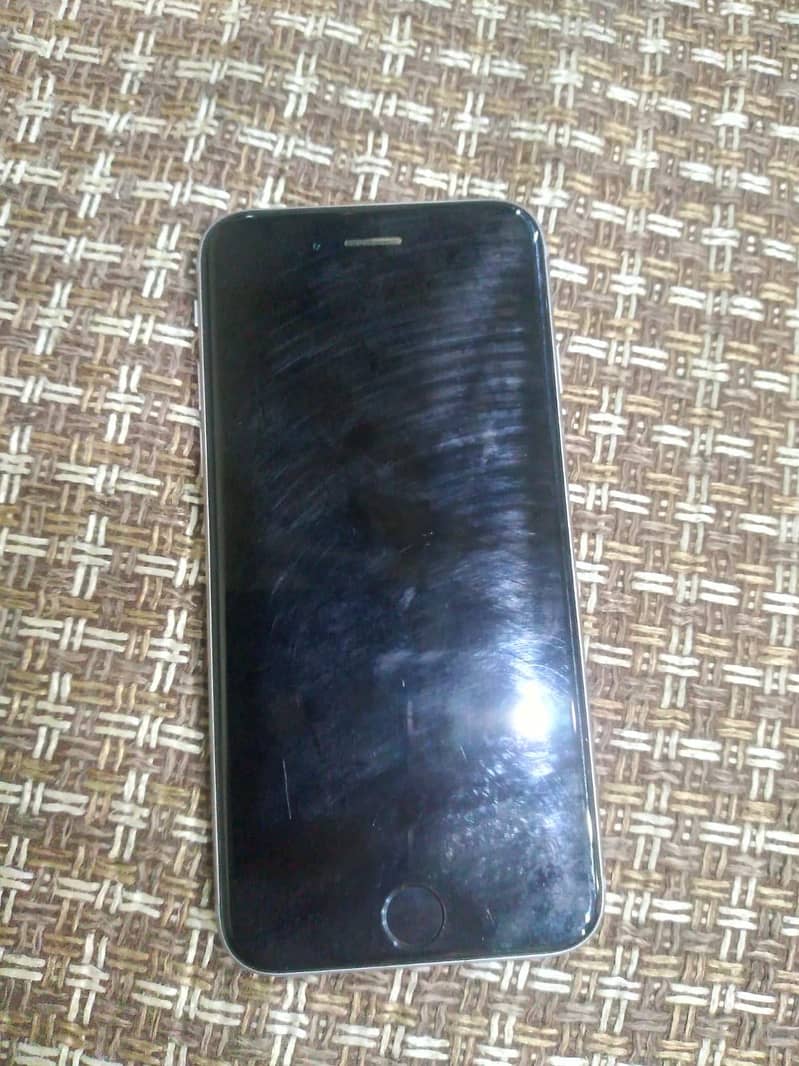Apple iPhone 7 2