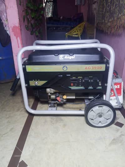 Angel AG3900 Generator 2.5 KW – Petrol/Gas – Excellent Condition