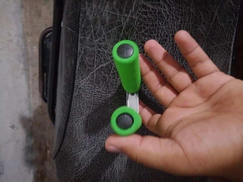 hand griper 2