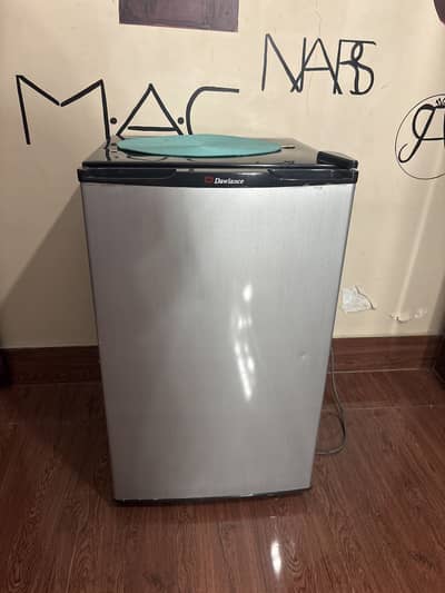Brand dawlance fridge for sale