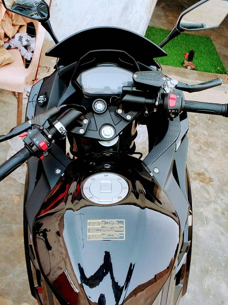 Bullet 1 4
