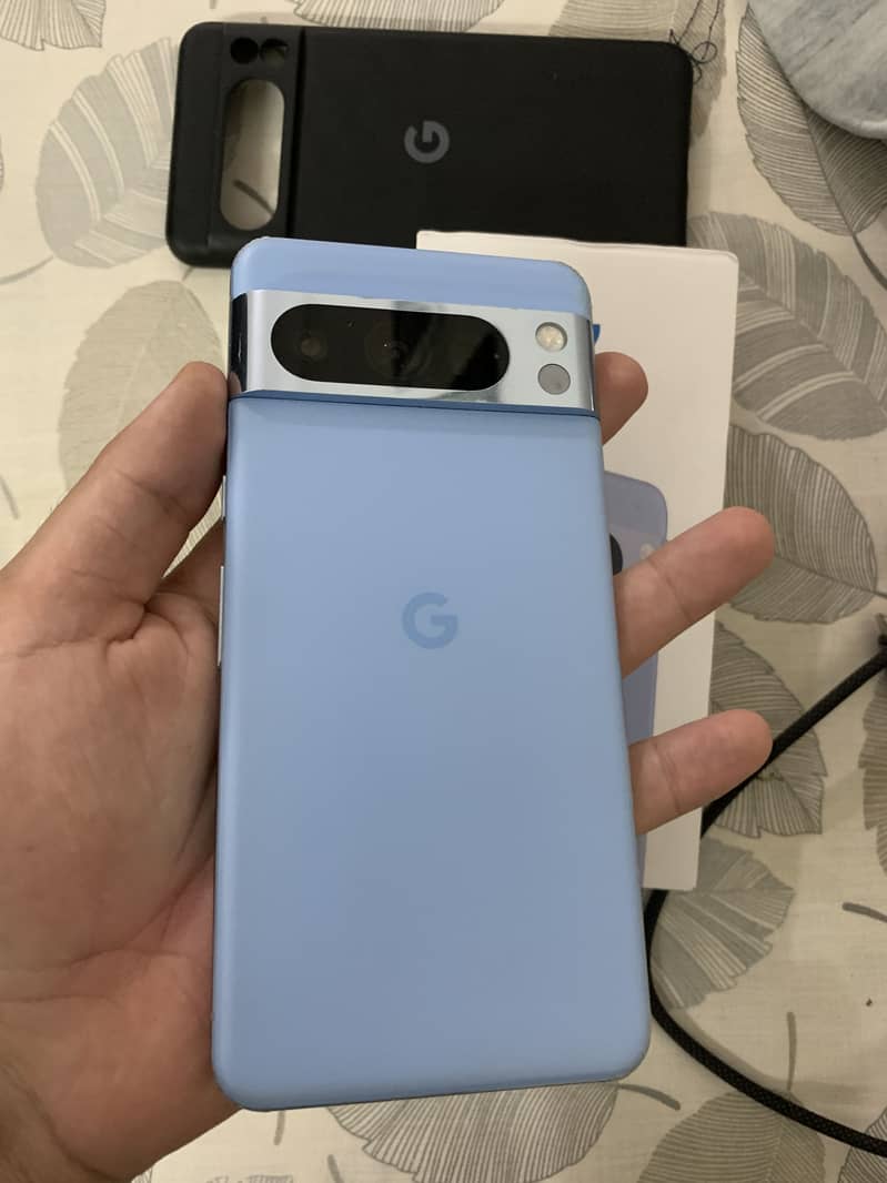 Google Pixel 8 Pro 1