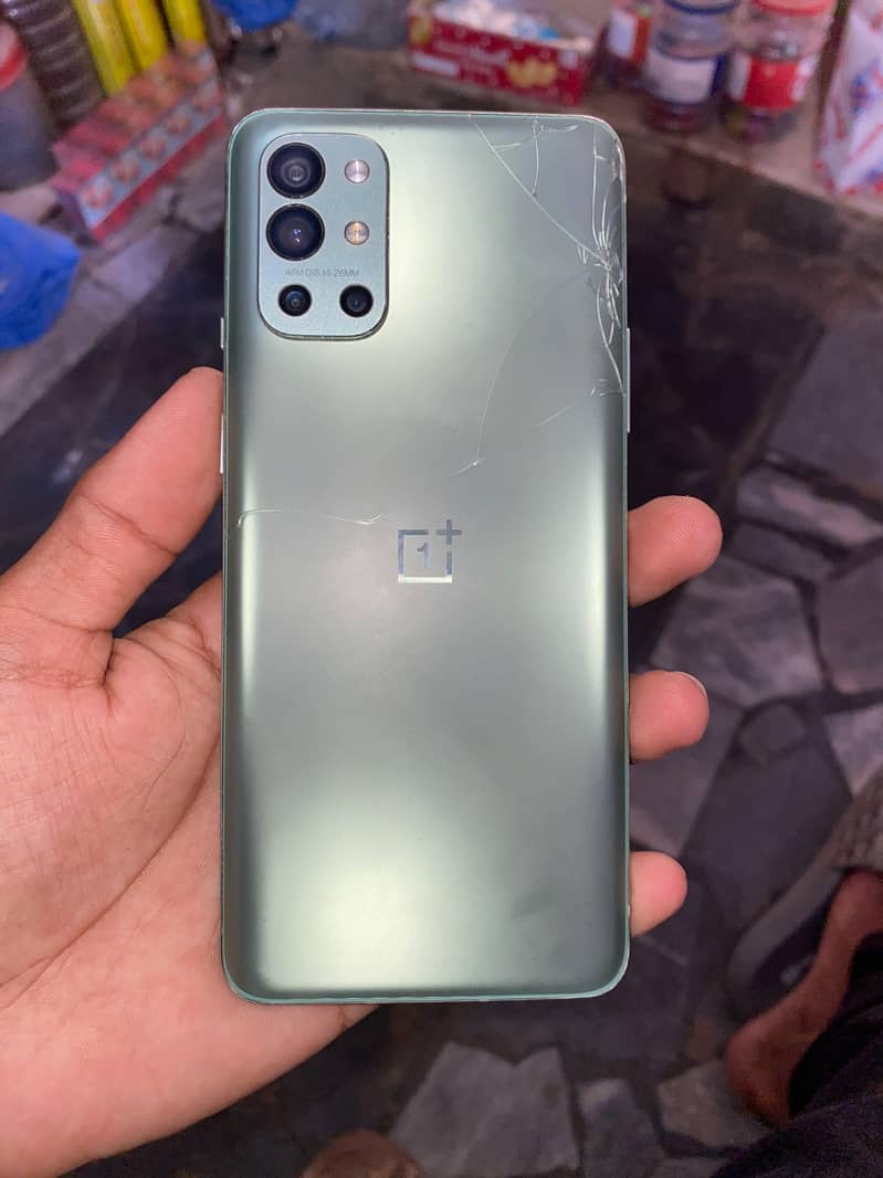 One Plus 9R 2