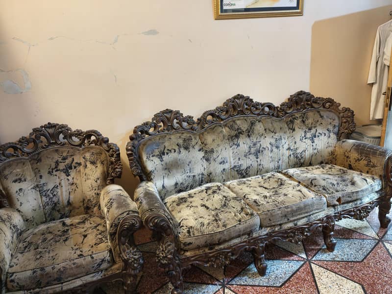 chinyoti sofa set 1
