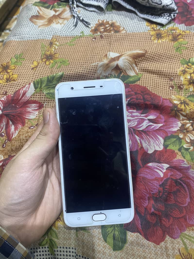 OPPO A57 0