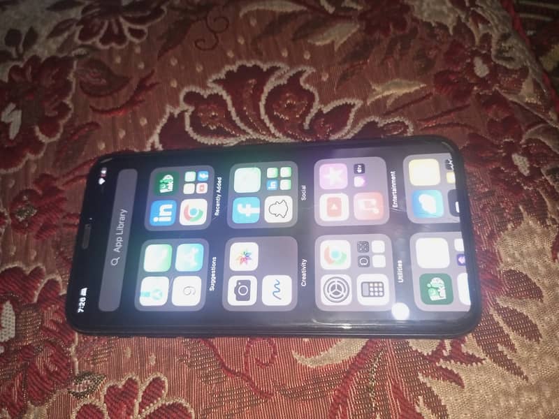 Apple iPhone 11 Pro 3