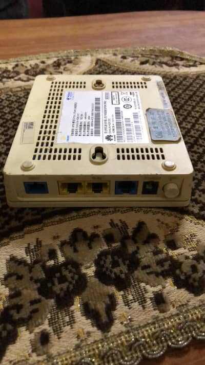 Huawei 2 port fiber optics router perfect working