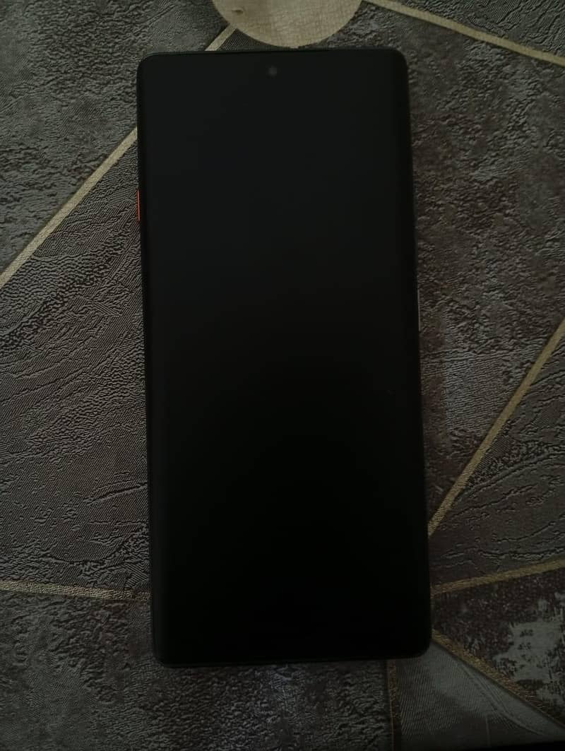 Tecno CAMON 40 Pro 2
