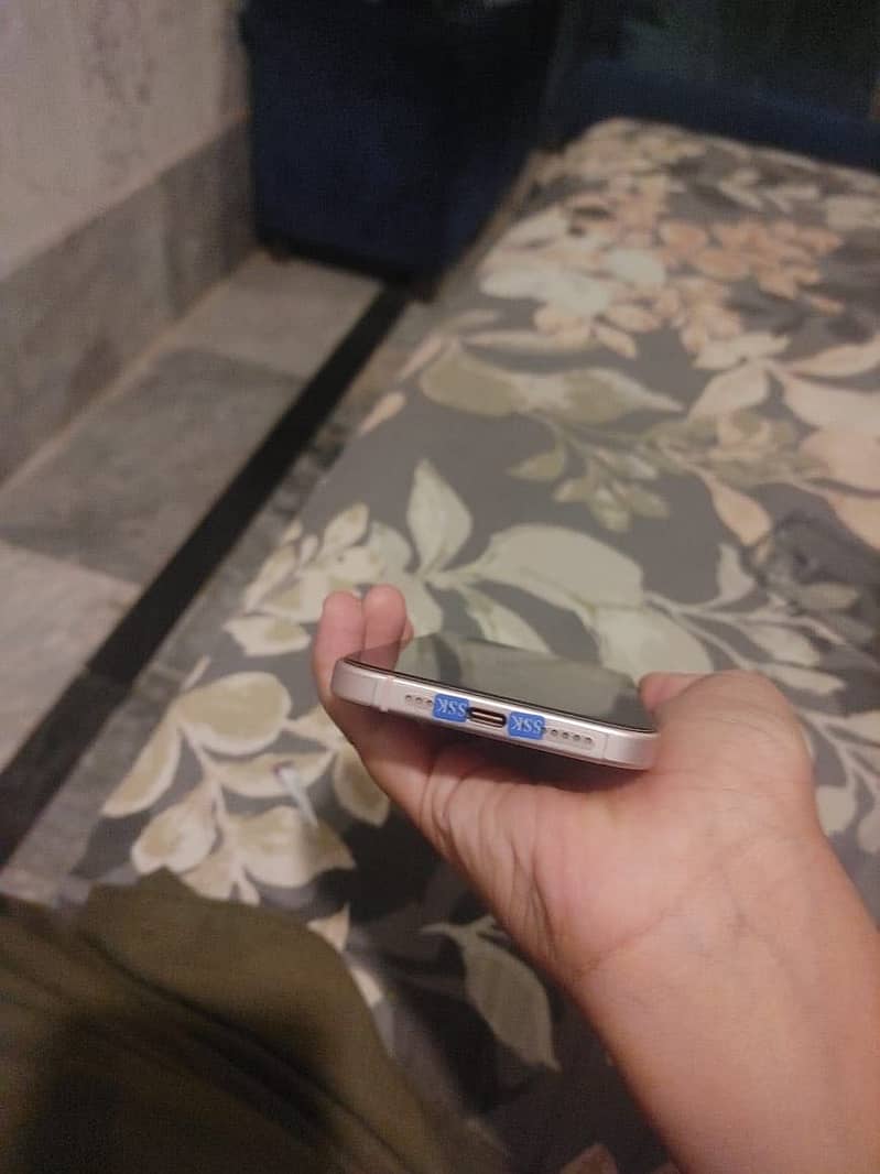 Apple iPhone 15 1