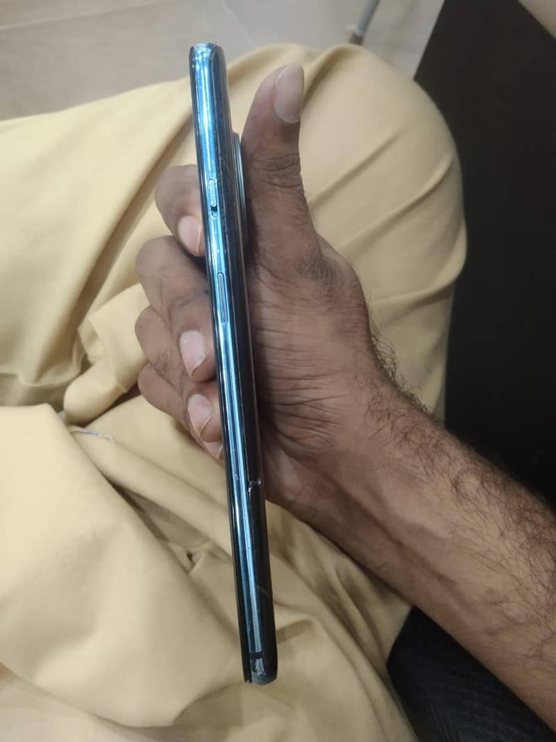 OnePlus 7T 4