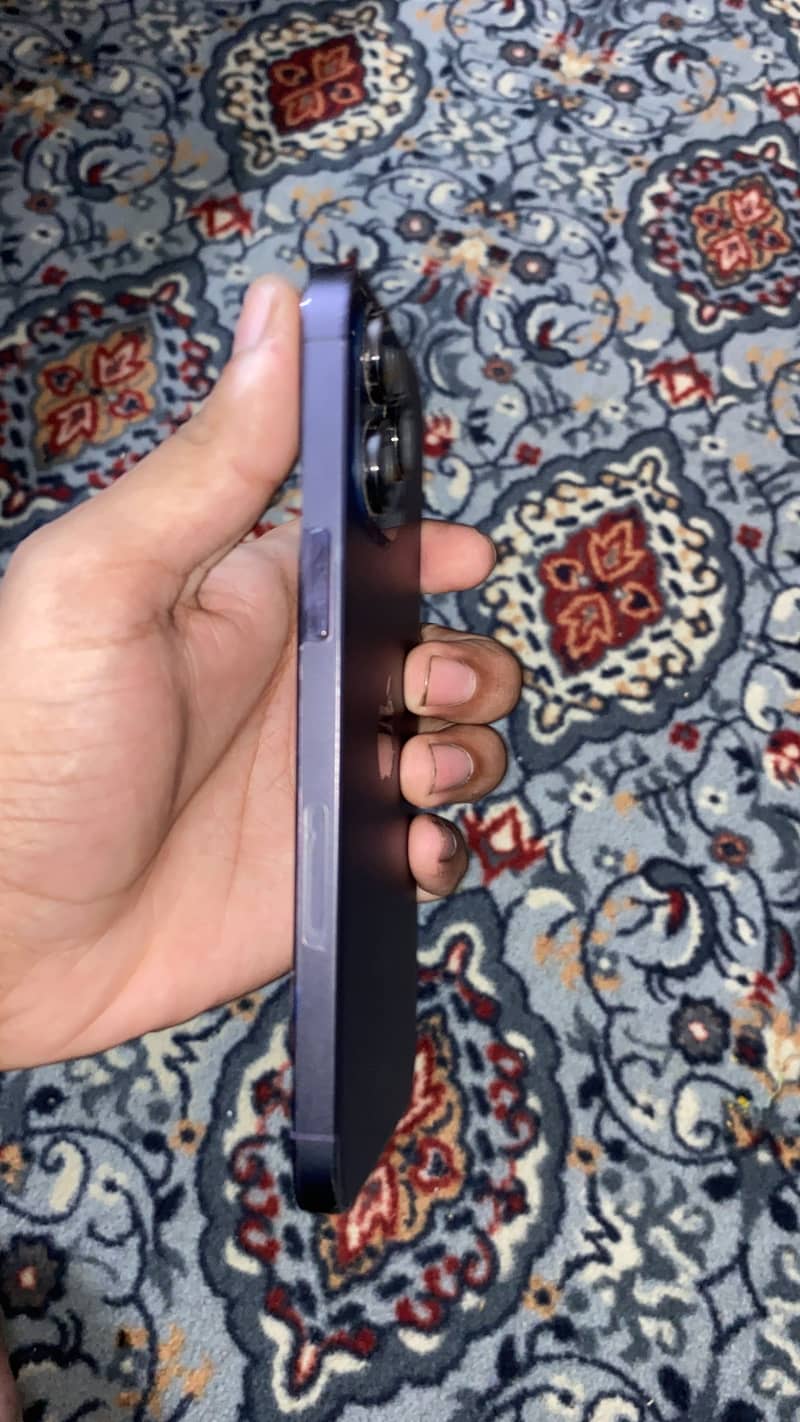 Apple iPhone 14 Pro Max 2