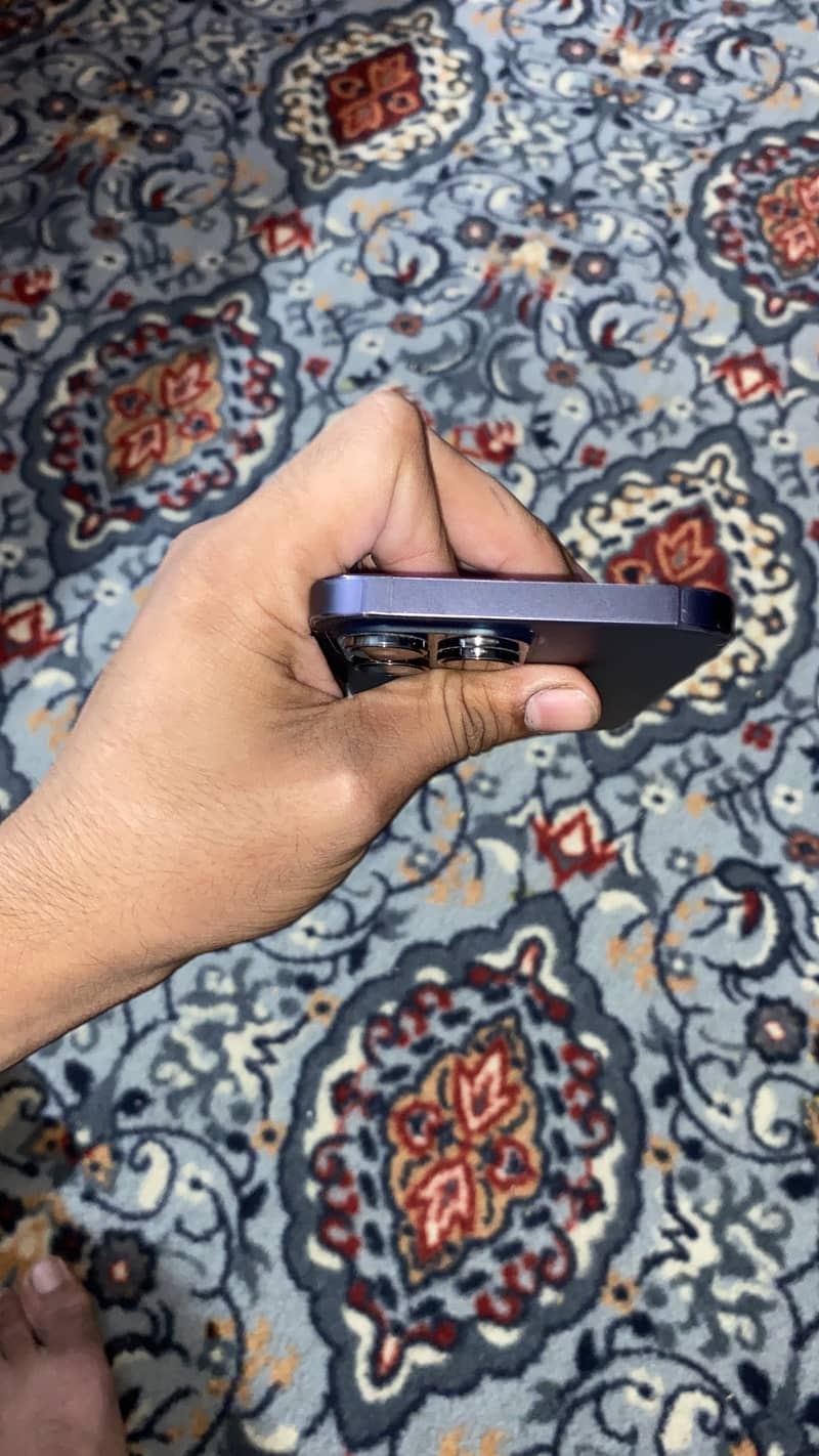 Apple iPhone 14 Pro Max 4