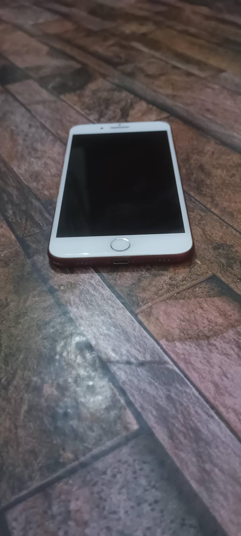 Apple iPhone 7 Plus 1