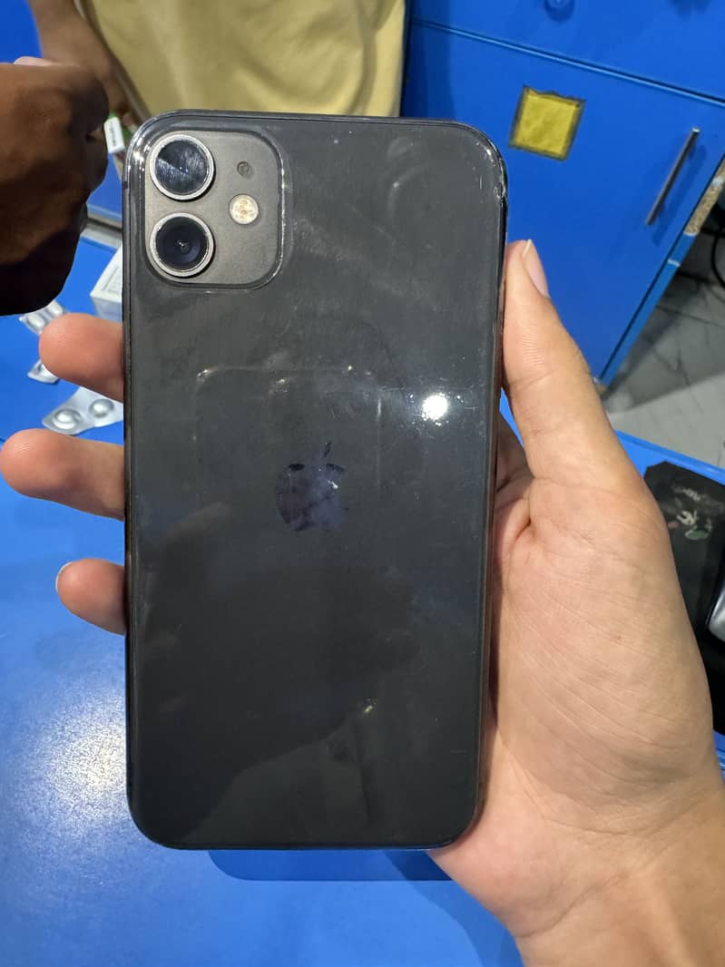 Apple iPhone 11 6